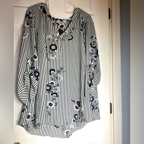 Black Rainn Plus Size y2k 3/4th button back long sleeve tunic top size 3x - Picture 1 of 9